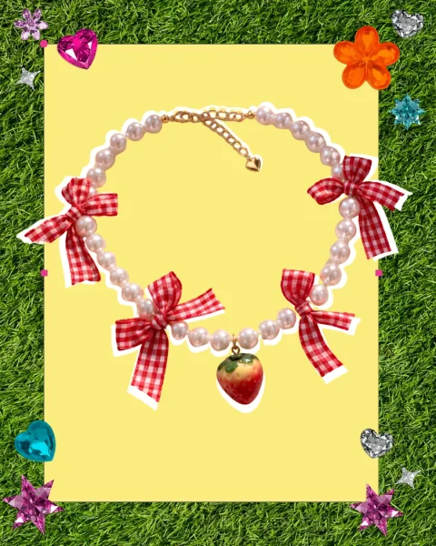 Collar Strawberry Picnic